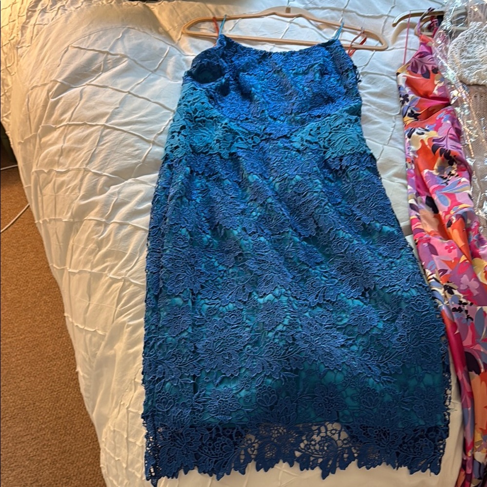 Monique Lhuillier Blue Lace Midi Dress
